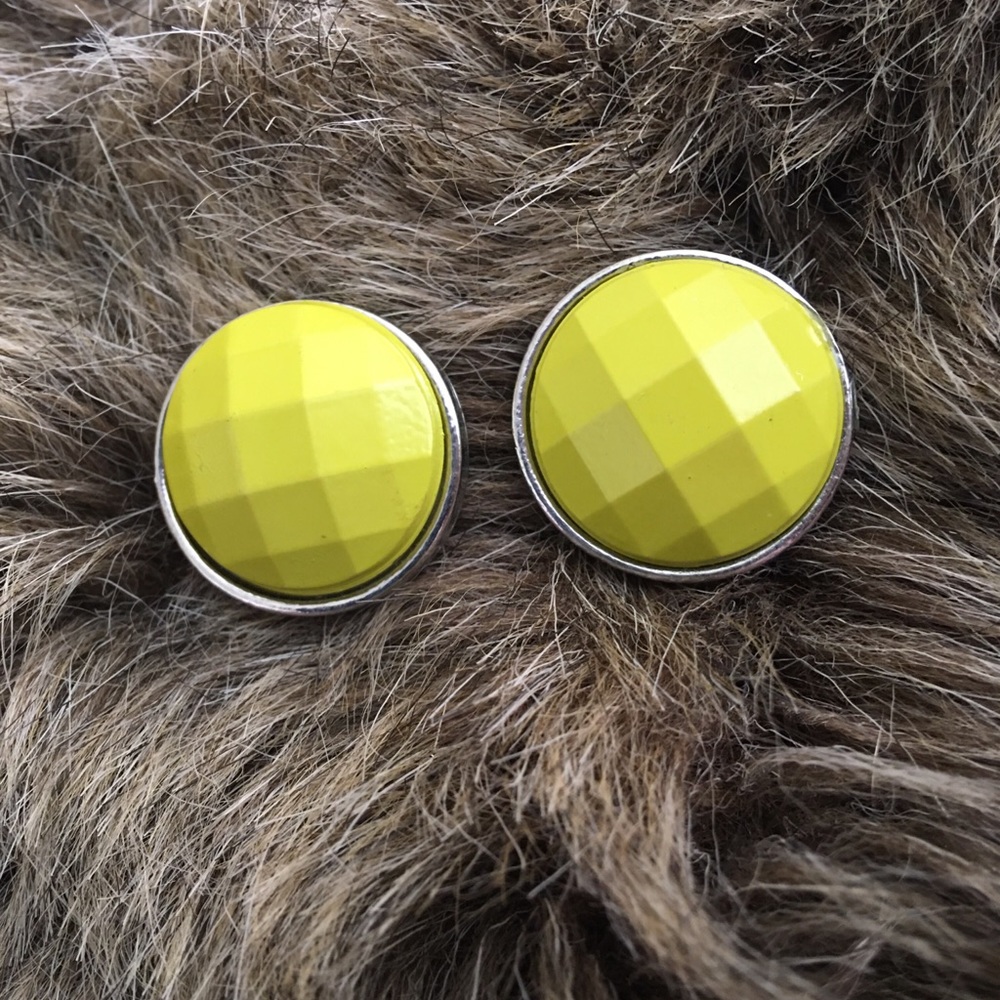 Chartreuse yellow faceted glass pierced earrings